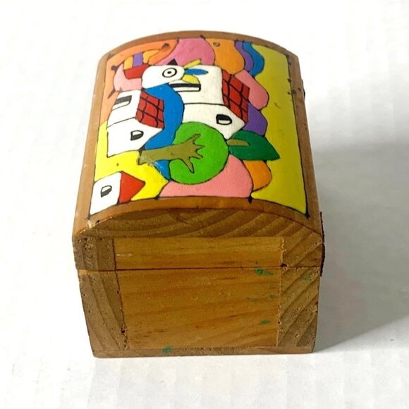 Mexican Guerrero Carved Wooden Trinket Box With Leather Hinges - Picture 2 of 12